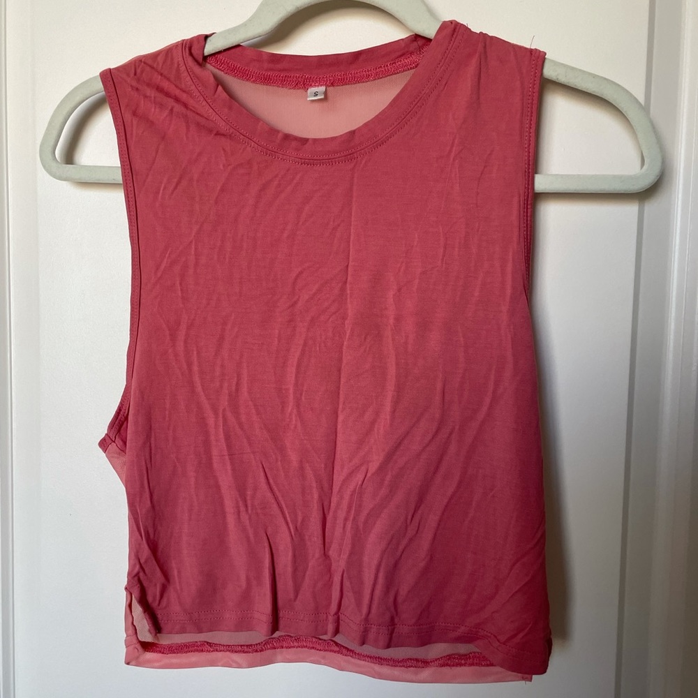Coral pink athletic tank top small